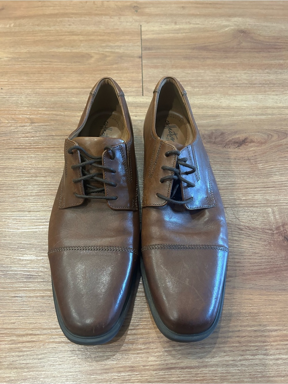 Clark’s Men's Brown Leather Cap-Toe Lace-Up Dress Shoes